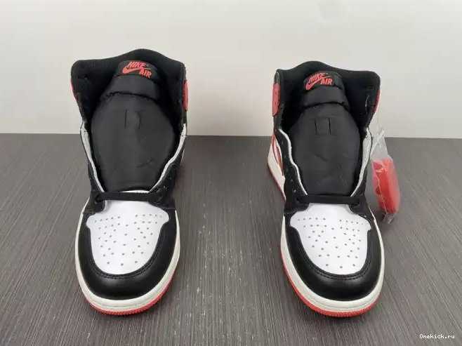 One Kick 555088-112 'Track Jordan OG High 1 Air Red' Retro 0627